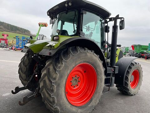 Claas Arion 650 CEBIS mit Fronthydraulik / Zapfwelle / 3