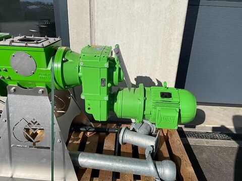 Bauer S655 HD NEU!!!  Gülleseparator mit Pumpe und Sch 2