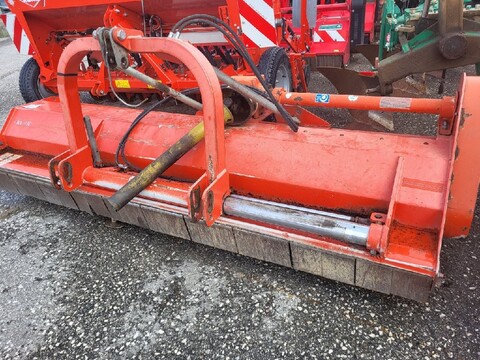 Kuhn VKM 280