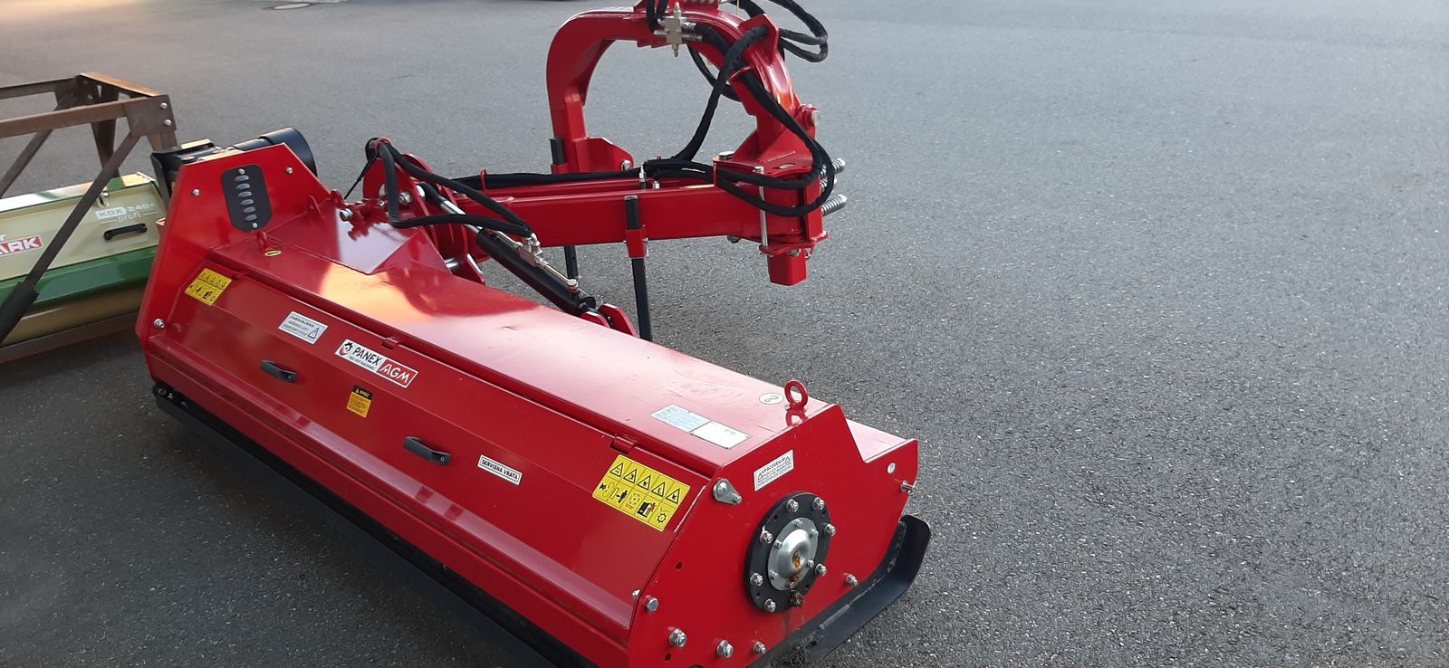 AGM Panex Panex  MPHR 180   und  MPHR 220   - Seitenmulche 3