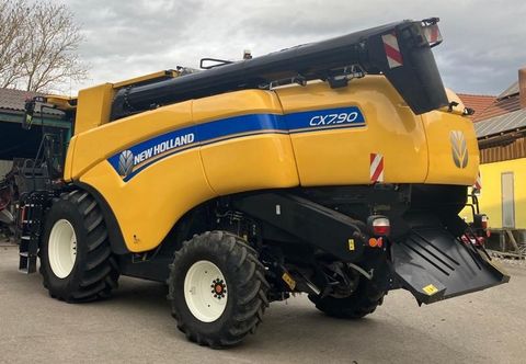<strong>New Holland CX 7.90</strong><br />