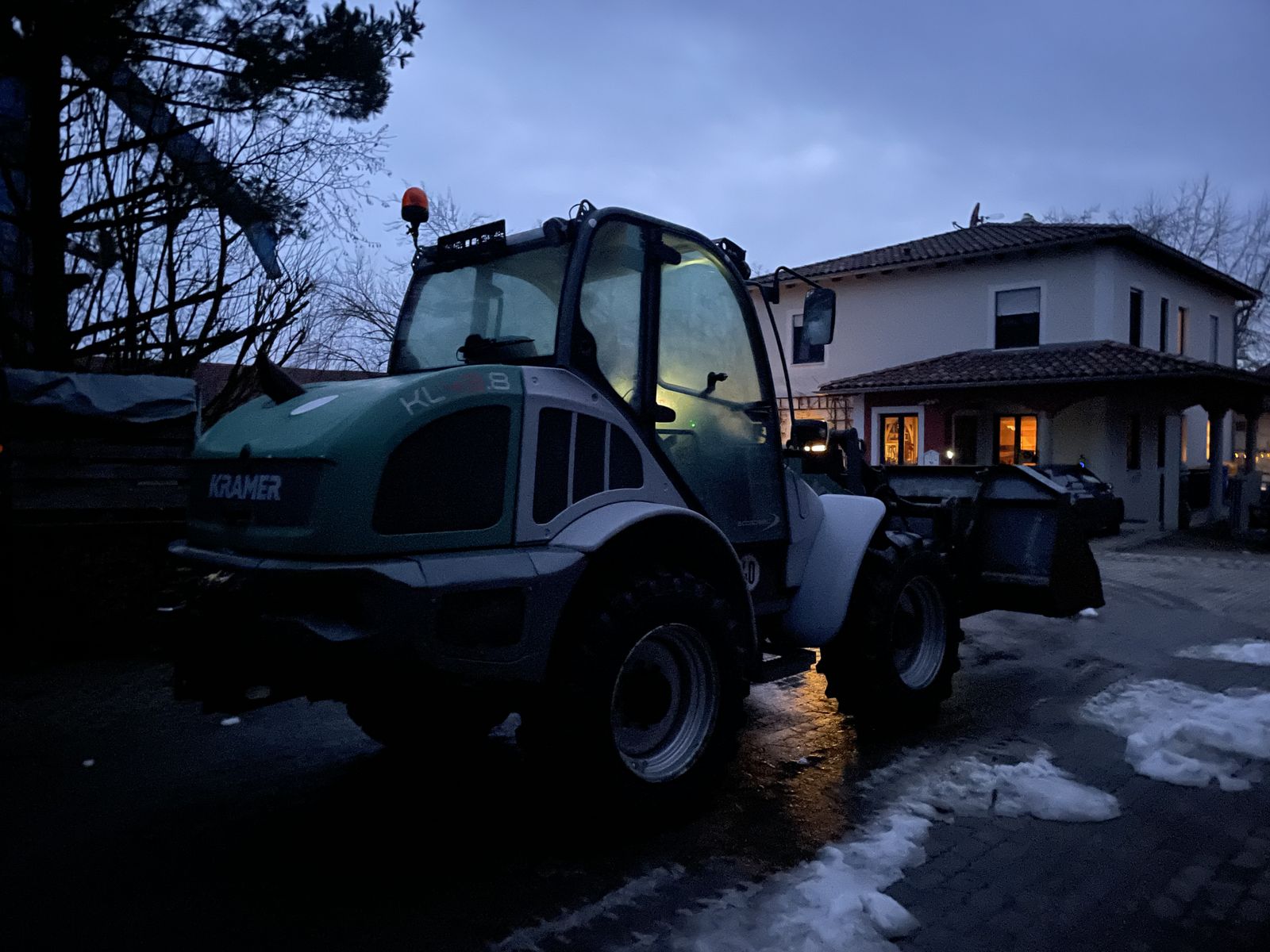 Kramer 40km/h KL 43.8 Ecospeed 33,5 30.8 33.5 8085 5085 3