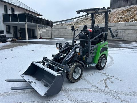 Everun Hoflader elektrisch