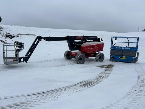 Manitou Manitou 200ATJe, Genie GS3246 Edrive