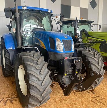 New Holland TS 135 A