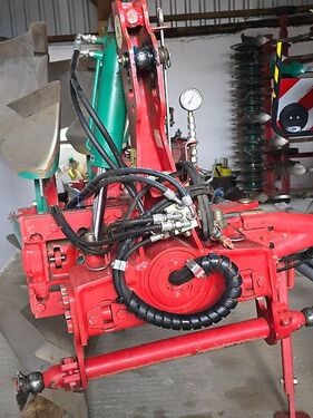 Kverneland ES 100/5/200 hydraulische Steinsicherung 2