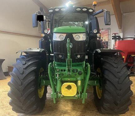 John Deere 6250 R 3