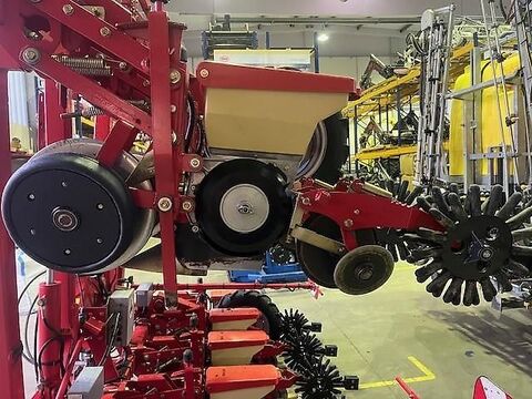 Kverneland Unicorn e-Drive ISOBUS Mulchsaat 3