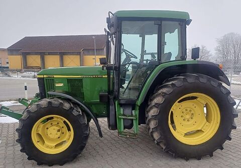 John Deere 6110 2