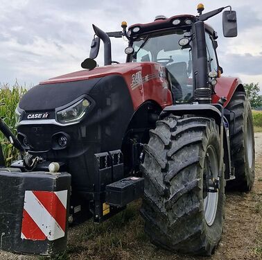 Case IH Magnum 340 CVX