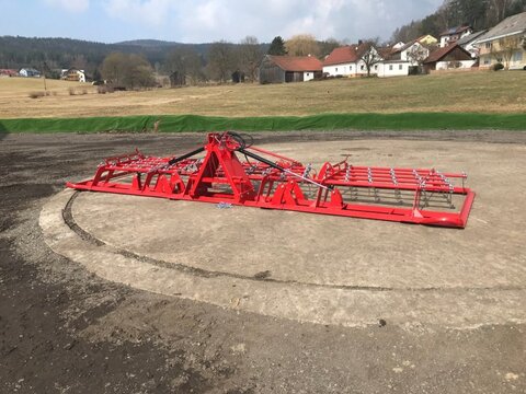 Jarmet 6m 10mm Zinken Hydraulisch Klappbar Wiesenstrieg 2