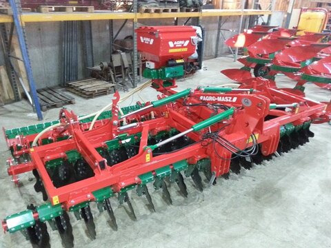 Agro-Masz BT50 H Hydraulische Klappung
