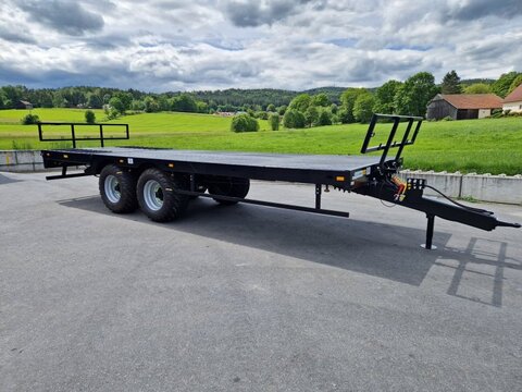 Dinapolis 8,0m Ballenwagen Hydraulisch absenkbare Rampen D 2