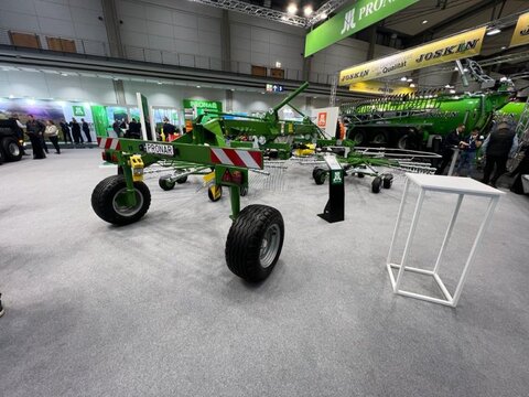 Pronar ZKP 900D 9m Seitenschwader Doppelschwader 2