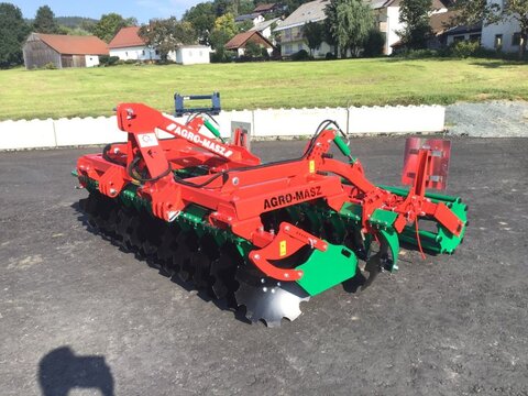 Agro Masz BT 30 3m Arbeitsbreite Beleuchtung 2