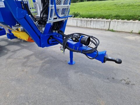 Scandic ST-8 10,5t 7,9m Kran 550kg Hubkraft Druckluft Un 3