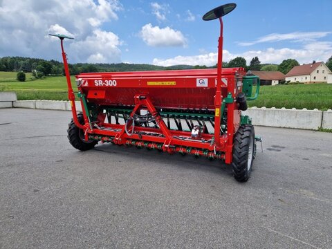 Agro-Masz SR 300 Sämaschine elektrische Fahrgassenschaltun