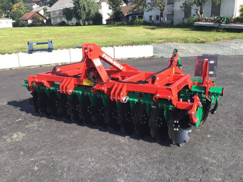 Agro Masz BT 30 3m Arbeitsbreite Beleuchtung 2