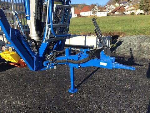 Scandic ST-8 7,9m Kran 550kg Hubkraft Auflauf Hydr. Brem 3