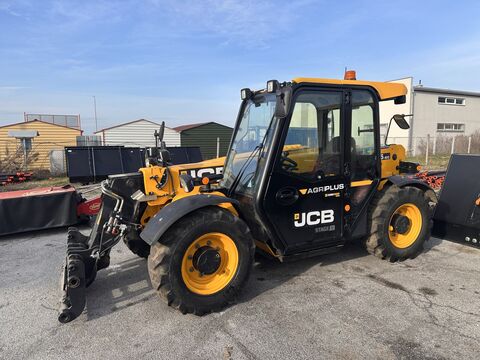 JCB 525- 60 AGRI PLUS