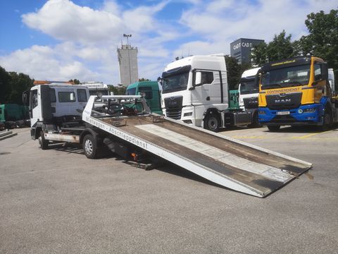 Iveco 75E14 Abschleppwagen 