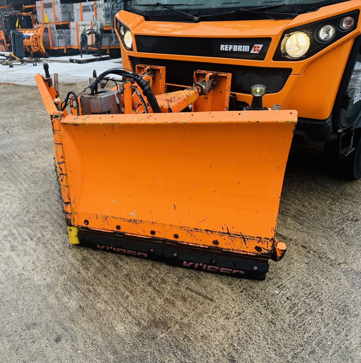 Flötzinger Vario Schneepflug 1