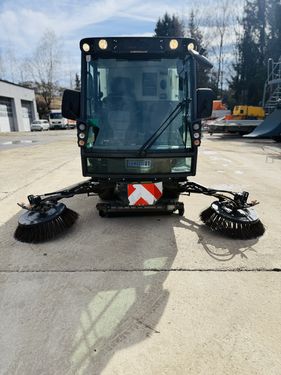 6850-49e300bb1a7228e0904caf0d02fb086a-5970399