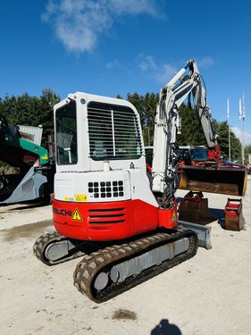 Takeuchi TB 138FR