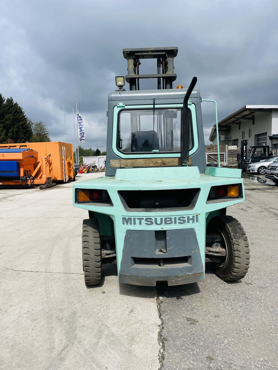 Mitsubishi FD 7 3