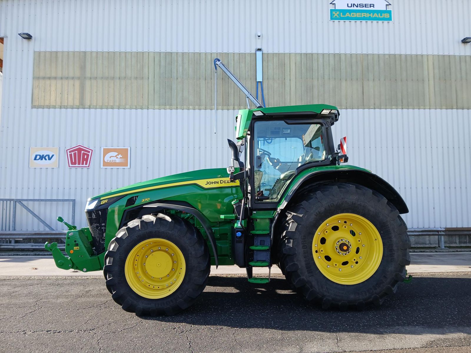 John Deere 8R 370 (Autopowr) 2