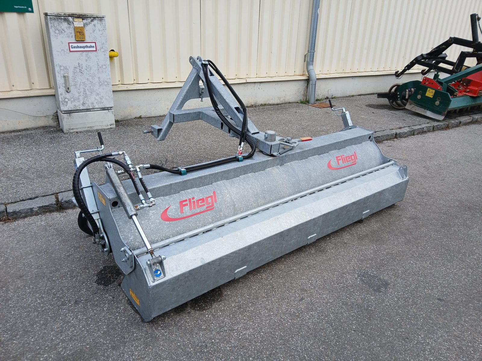 Fliegl Kehrmaschine 1