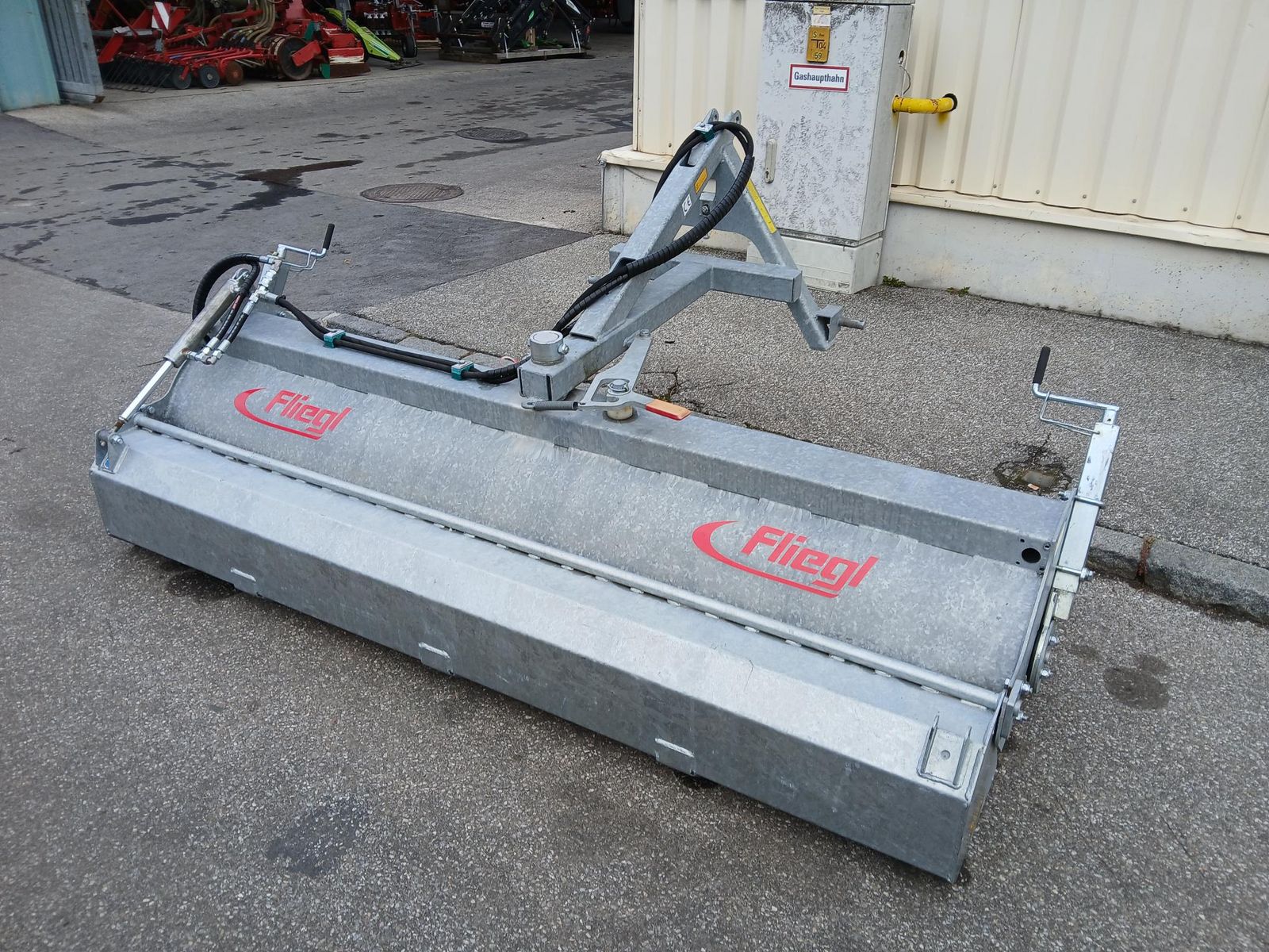 Fliegl Kehrmaschine 3