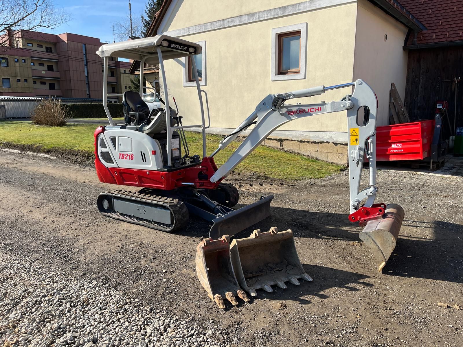 Takeuchi TB 216 1