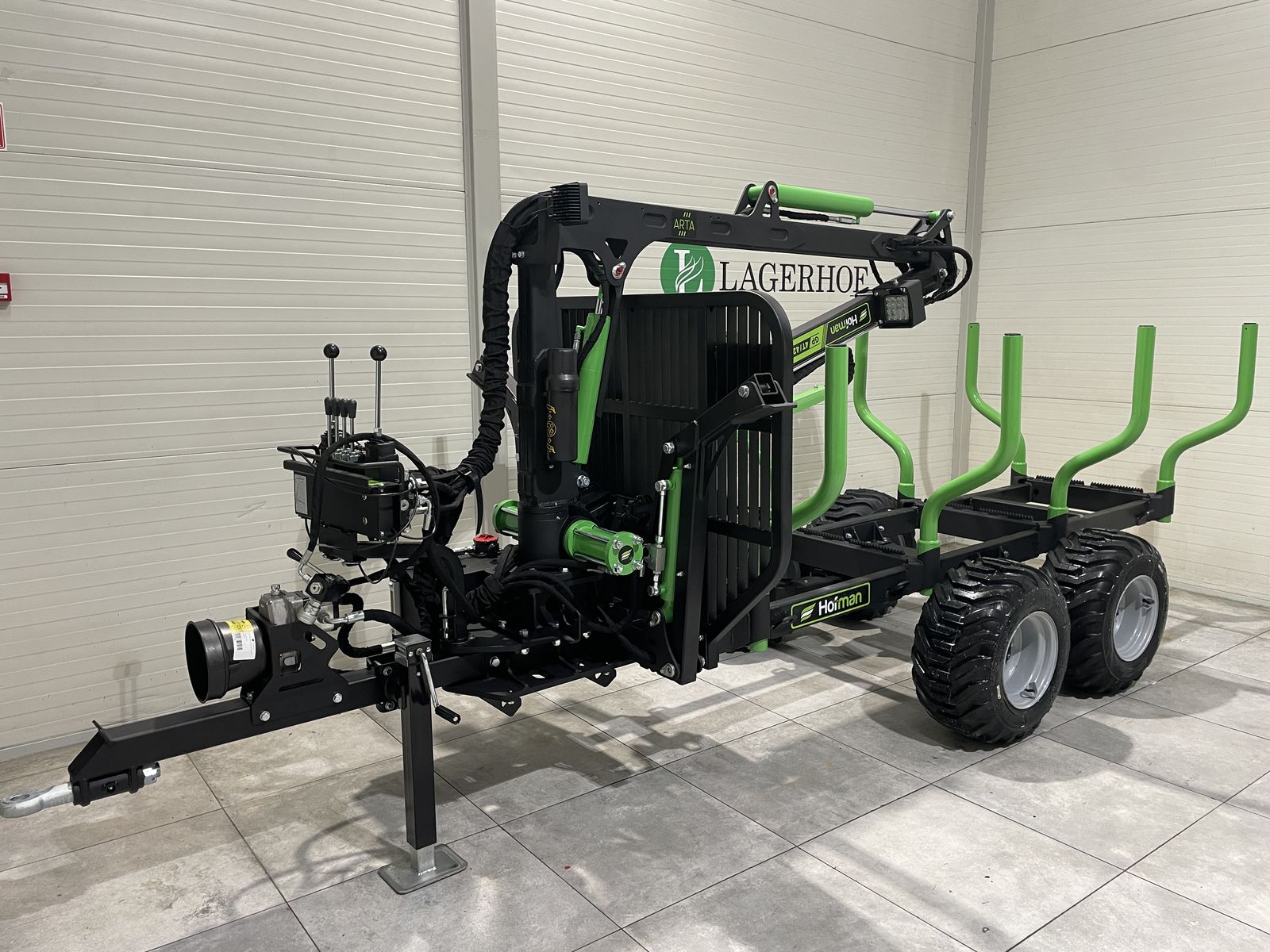 Hofman ARTA GP 4T mit 4,2m Kran NEU 3