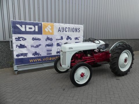 Ford 8N Dearborn