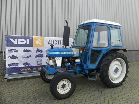 <strong>Ford 4610</strong><br />