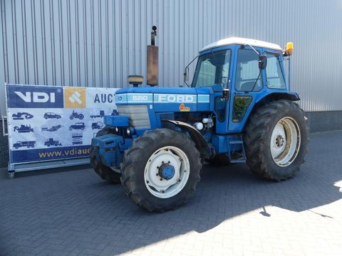 Ford Ford 8210 4WD