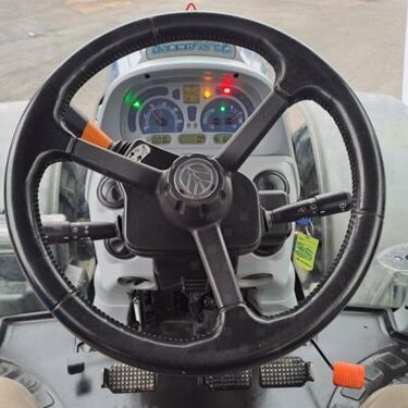 New Holland T7 270 2