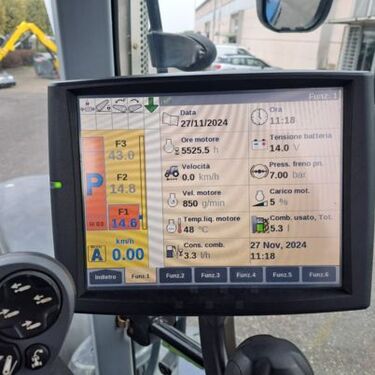 New Holland T7 270 3