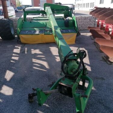 John Deere 730