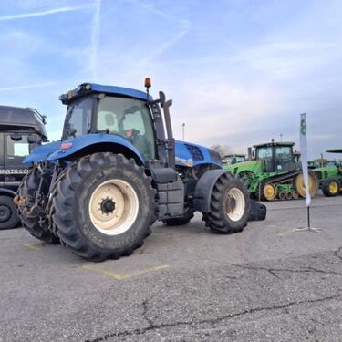 New Holland T8.390 3