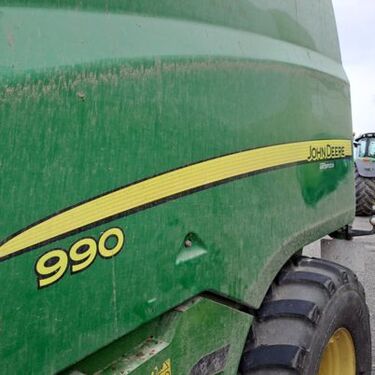 John Deere 990 2