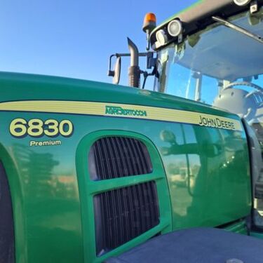 John Deere 6830 3