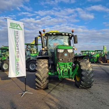 John Deere 6215R AUTOPOWR 2