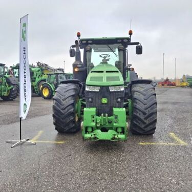 John Deere 8370R 2
