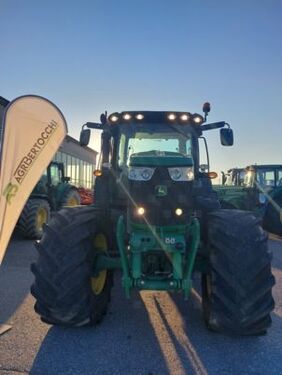 John Deere 6210 R 2