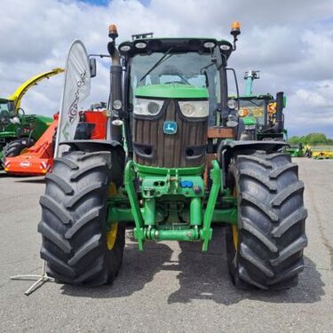 John Deere 6210R 2