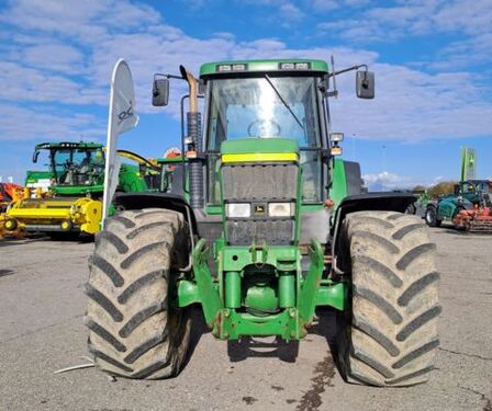 John Deere 7810 2