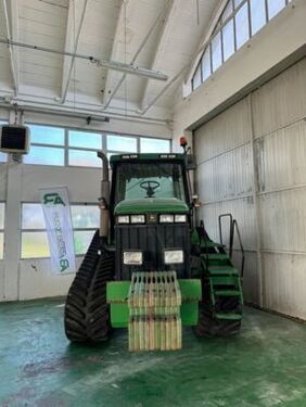 John Deere 8410 T 3