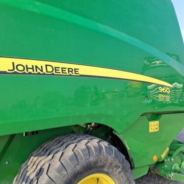 John Deere 960 2
